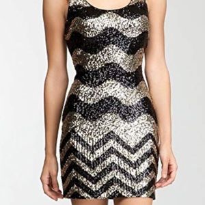 🎃 BEBE mini black and gold sequin dress chevron
